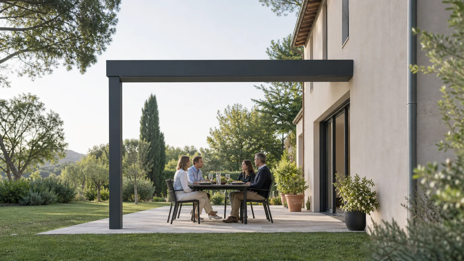 Pergola bioclimatique rétractable : fonctionnement et critères de choix